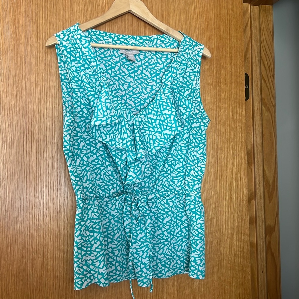 Green Banana Republic sleeveless top